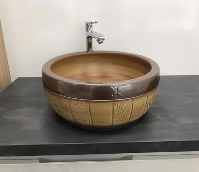 Раковина накладная CeramaLux 42 см J2052 коричневая