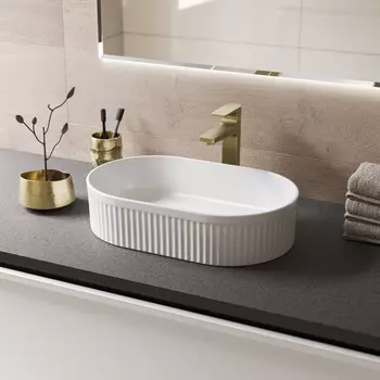 Раковина накладная Grossman 50 см GR-3062 белая