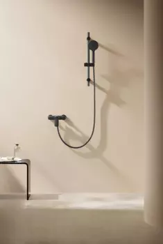 Смеситель для душа Arrow AG3503MB-TZ с душем и штангой, черный матовый