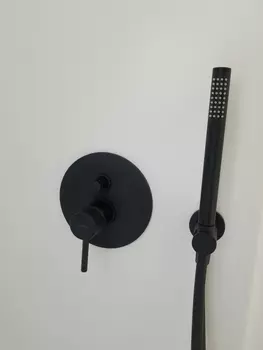 Смеситель для душа Giulini Futuro 6513NO черный матовый