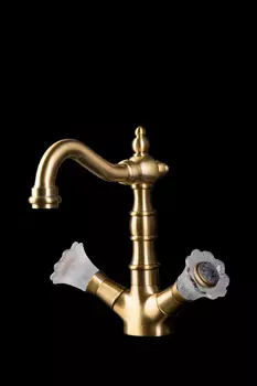 Смеситель для раковины Boheme Camelia 312-Camelia бронза