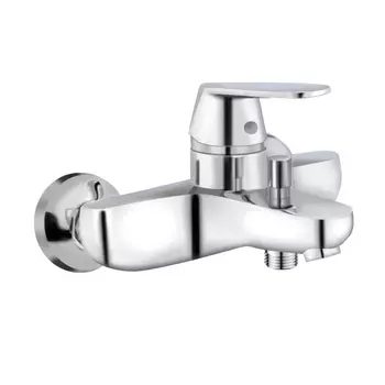 Смеситель для ванны AQUAme Prato AQM P6132 с душевой лейкой, хром