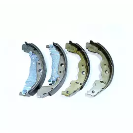 Колодка тормозная ВАЗ LADA Largus, RENAULT, MB задняя с рычагом, d 230/42 (Ferodo) FSB4031 (4 шт)