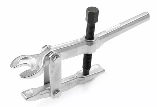 Съемник шаровых опор (резьбовой с рычагом) зев-17мм (ДелоТехники)