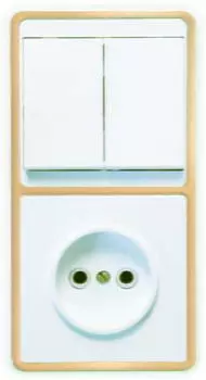 Блок розетка+выключатель Кунцево-Электро Бэлла БКВР-038, выключателей: 1, розеток: 1, белый/золотой (5828)