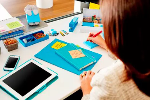 Блок самоклеящийся (стикеры) Post-it 76x76мм, 100 листов, неоновый, розовый (7100041086)