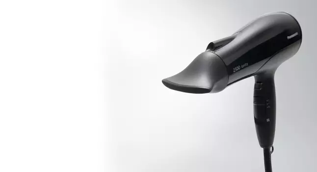 Фен Panasonic EH-NE83-K615 2.5 кВт, режимов: 3, насадок: 1, ионизация, черный (EH-NE83-K615)