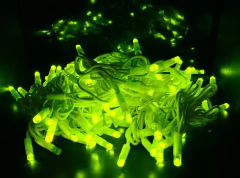 Гирлянда Kurato A083 светодиодная нить, ламп: 100шт., 10м, режимов: 1, от сети, зеленый (126199)