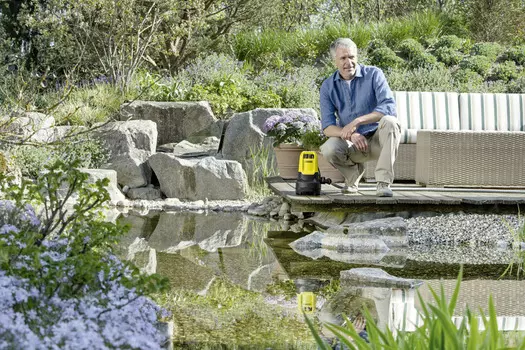 Электрический водяной насос Karcher Dirt SP 1, 250Вт, погружной, дренажный, производительность 5.5 м/час, глубина погружения 7м, 3.66кг ( 1.645-500.0)