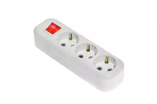 Колодка удлинителя LUX У3-ЕВК 3-розетки, 16А, с/з, белый (4606400614715)