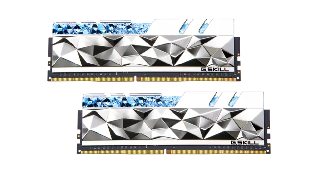 Комплект памяти DDR4 DIMM 16Gb (2x8Gb), 5066MHz, CL20, 1.6V G.Skill Trident Z Royal Elite (F4-5066C20D-16GTES)