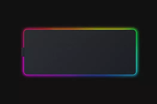 Коврик для мыши Razer Strider Chroma, игровой, RGB, 900x370x4мм, черный (RZ02-04490100-R3M1)