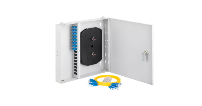 Кросс оптический NIKOMAX, настенный, 8 шт.xSC/UPC, 9/125мкм, серый (NMF-WP08SCUS2-IP-ES-GY)