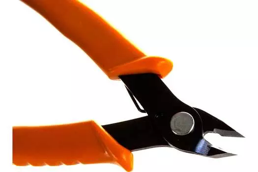 Кусачки 133мм, углеродистая сталь, рукоятки пластиковые, покрытие хромированное, кабеля до 1мм, Hyperline HT-222 19884