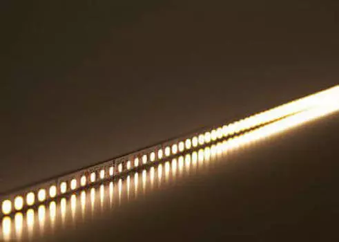 Лента светодиодная LS501, 5 м, SMD 2835, 120 шт./11 Вт на метр, 24V, 3000K, теплый белый, IP20 Feron (41056)