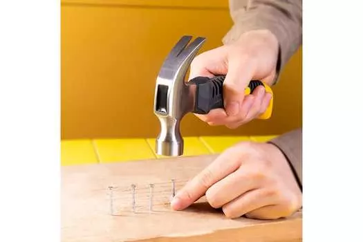 Молоток-гвоздодер слесарный, укороченный, рукоять фиберглас обрезиненный, боек сталь 250 г, Deli DL441008 (DL441008)