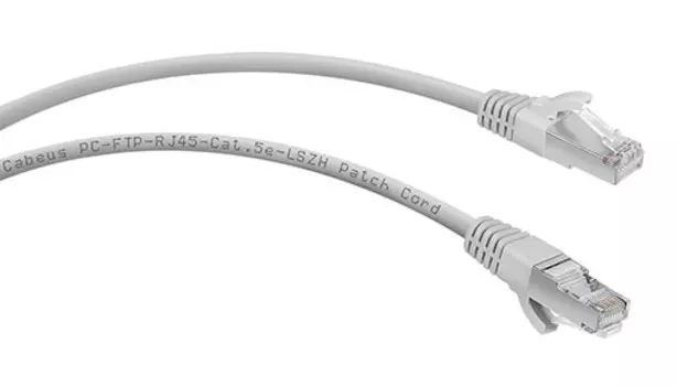 Патч-корд FTP кат.5e, 0.5 м, RJ45-RJ45, серый, CU, LSZH, экранированный, Cabeus (PC-FTP-RJ45-Cat.5e-0.5m-LSZH)