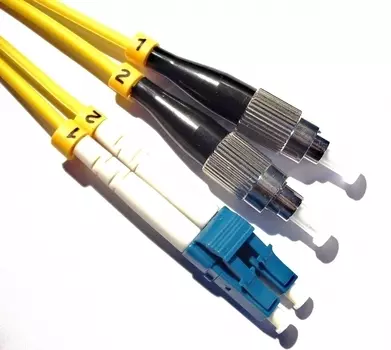 Патч-корд оптический TWT, LC/UPC-FC/UPC, одномодовый, 9/125, OS2, двойной, 1м, желтый (TWT-2LC-2FC/SU-1.0)