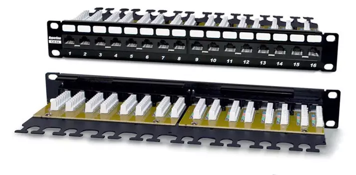 Патч-панель в шкаф 19" 1U, порты: 24 x RJ-45 кат. 6a, Hyperline (PP2-19-24-8P8C-C6A-110D)