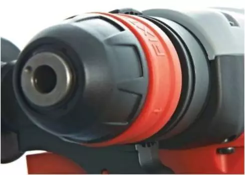 Перфоратор Milwaukee PLH 28 XE, сетевой, SDS-Plus, 800Вт, 4.8 Дж, 4000 уд/мин, кейс, 3.5кг (4933446800)