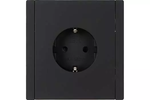 Розетка IEK FORTE&PIANO FP115, скрытый монтаж, однопостовая, с з/к, со шторками, 16А, в сборе, IP20, черный, 1 шт. (FP-R14-16-K02)