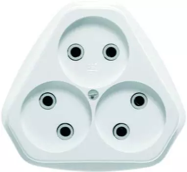 Розетка КУНЦЕВО-ЭЛЕКТРО РС10-394, скрытый монтаж, 3-х постовая, 10A, в сборе, IP20, белый (5928)