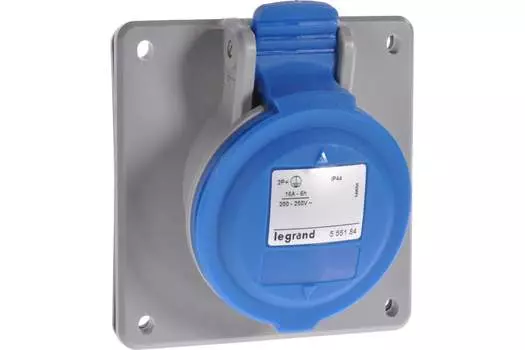 Розетка Legrand P17 Tempra Pro, скрытый монтаж, однопостовая, с крышкой, 16А, в сборе, IP44, 2K+З, синий, 1 шт. (555184)