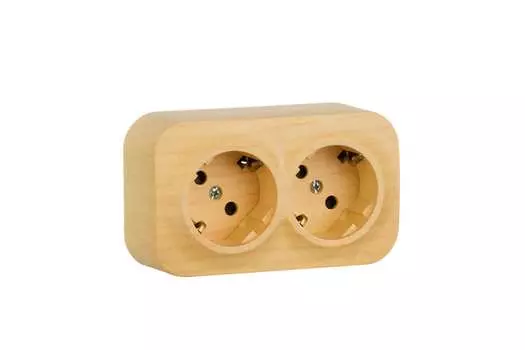 Розетка Legrand Quteo, открытый монтаж, 2-х постовая, с з/к, со шторками, 16A, в сборе, IP20, дерево (782287)
