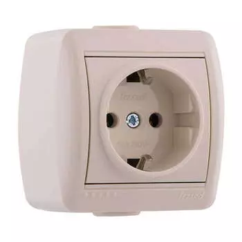 Розетка LEZARD Nata, открытый монтаж, однопостовая, с з/к, 16A, в сборе, IP20, кремовый (710-0300-122)