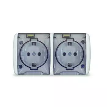 Розетка UNIVersal Клио, открытый монтаж, 2-х постовая, с з/к, с крышкой, 16A, в сборе, IP54, белый (К2232)