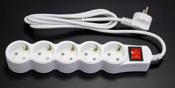 Сетевой фильтр 5bites SP5W-250, 5-розеток, 5м, белый (SP5W-250)