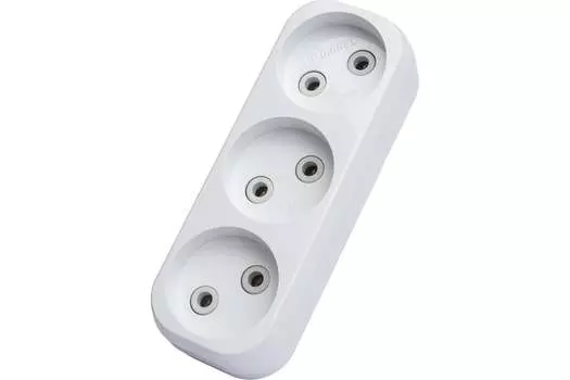 Сетевой разветвитель Makel 10032 3-розетки, 10А, б/з, белый (10032)