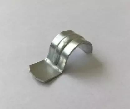 Скоба металлическая однолапковая 1.9 см - 2 см, Промрукав PR08.2754 (PR08.2754) цена за 1 шт