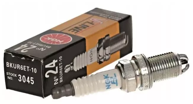 Свеча зажигания NGK 3045 (BKUR6ET-10)