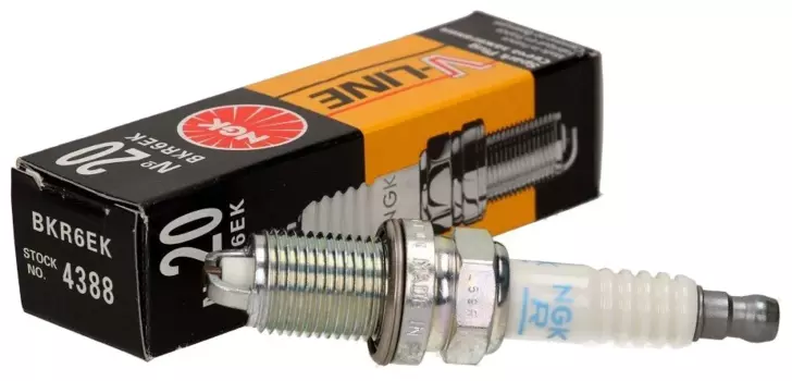 Свеча зажигания NGK 4388 (V-LINE 20 / BKR6EK)