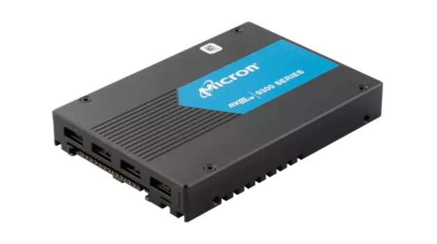 Твердотельный накопитель (SSD) Micron 6.4Tb 9300 MAX, U.2 2.5", PCI-E, NVMe (MTFDHAL6T4TDR-1AT1ZABYY)