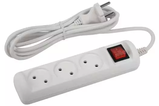 Удлинитель Эра, 3-розетки, 1.5м, белый (Б0044049)