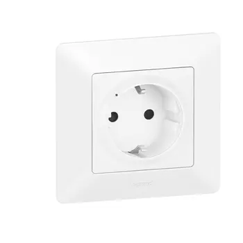 Умная розетка Legrand Valena, 3680Вт, 16A, белый (752194)