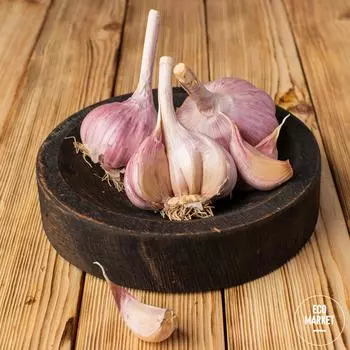 Чеснок ~ 100 г (0.1 кг)