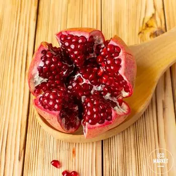 Гранат импортный ~ 550 г (0.55 кг)