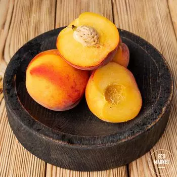 Персики импортные ~ 250 г (0.25 кг)