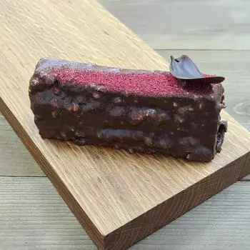 Пирожное черный лес ~ 110 г