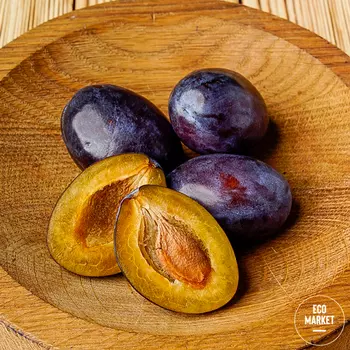 Слива сезонная ~ 500 г (0.5 кг)