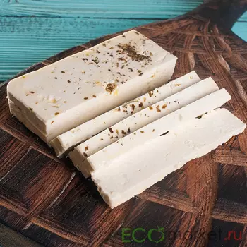 Сыр Фета со специями - 200 г