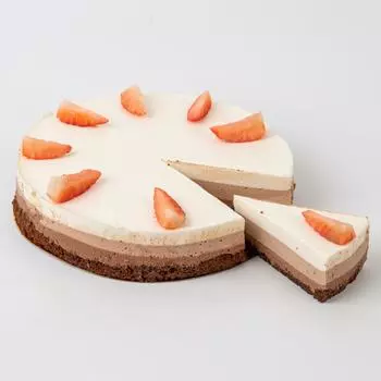 Торт три шоколада ~ 950 г