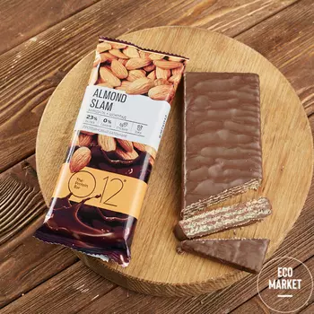 Вафельный батончик с белковой начинкой с миндалём в молочной глазури, О12 ~ 65 г