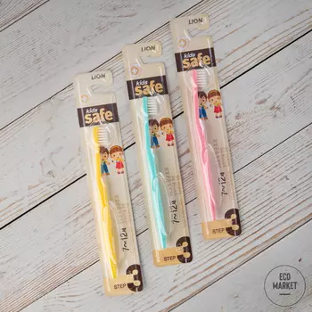 Зубная щетка для детей 7-12 лет с нано-серебряным покрытием и мягкой щетиной Kids Safe, CJ Lion