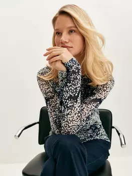 Блуза с флористическим принтом XS(42)