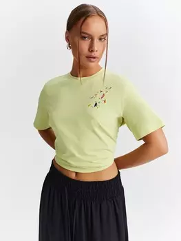 Футболка с вышивкой M(46)