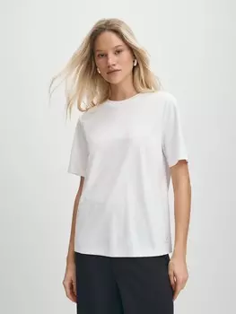 Базовая футболка с вышивкой ELIS